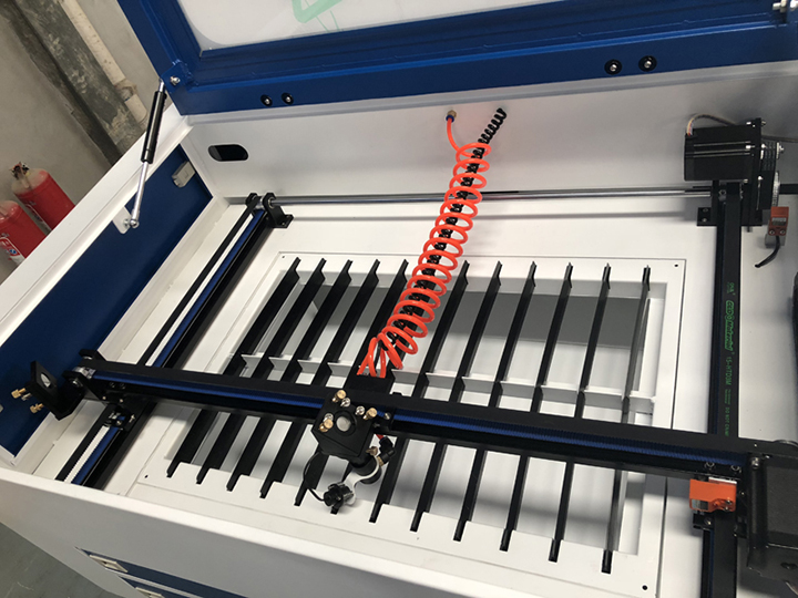 陽極氧化鋁刀片工作臺