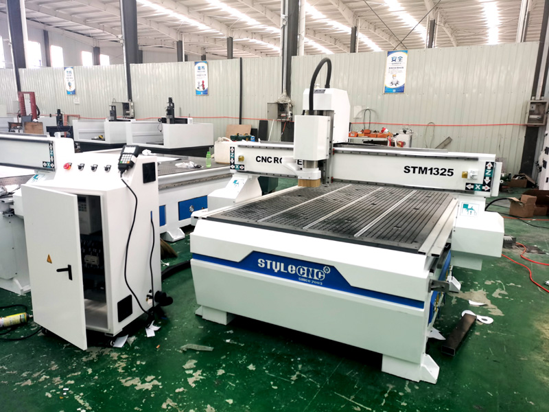 CNC木工雕刻機(jī) CNC木工雕刻機(jī)