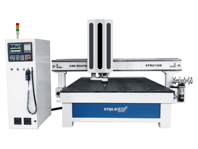 旋轉式自動換刀木工數控加工中心