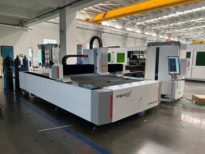 出售數控光纖激光鈑金切割機 出售數控光纖激光鈑金切割機