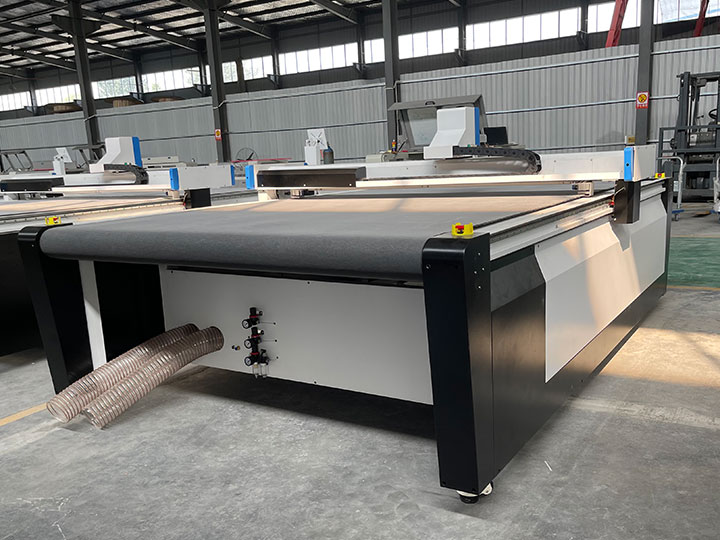 數字化布料裁剪臺 數字化布料裁剪臺