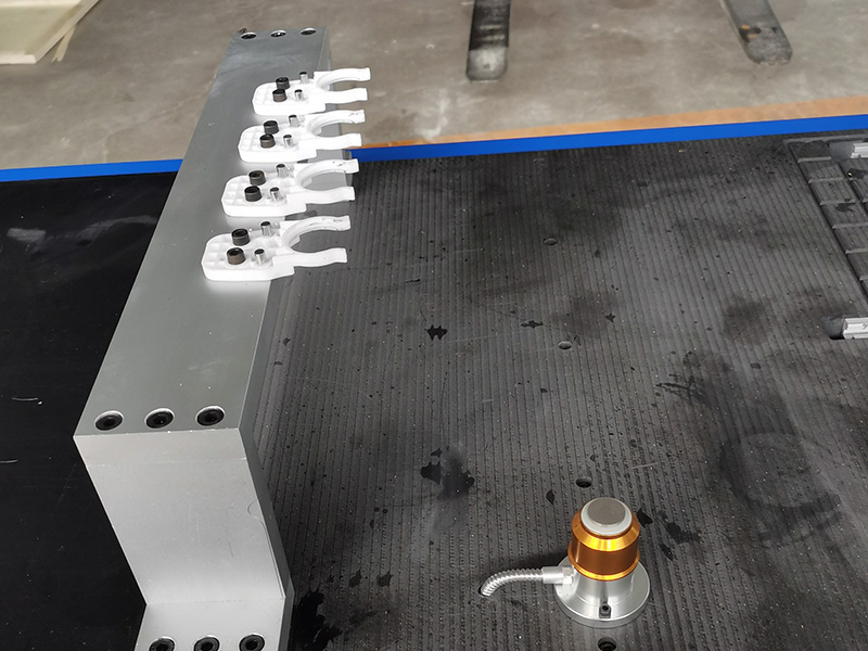 小型數控銑床刀架 小型數控銑床刀架