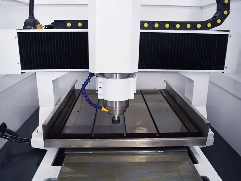 2025年最暢銷的 CNC 模具制造機